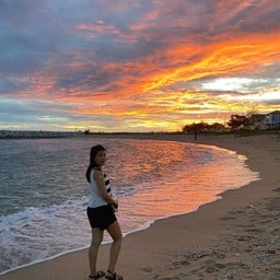 หาดแสงจันทร์
