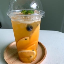 ชาผลไม้รวม ซิกเนเจอร์