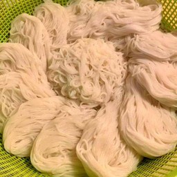 ขนมจีนเปล่า