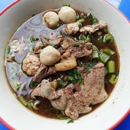 ร้านก๋วยเตี๋ยวซอยเพชรเกษม69