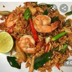 ข้าวผัดต้มยำ กุ้ง,หมู,หมึก,รวมมิตร,ไก่,เนื้อ