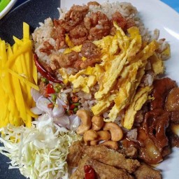 นานาอาหารตามสั่ง