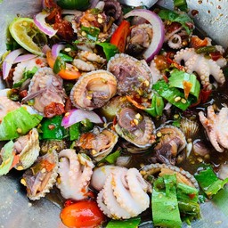 ยำหมึก+หอยแครง