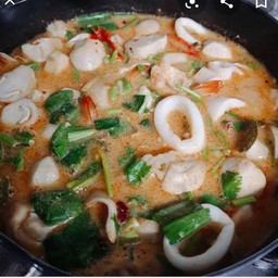 ต้มยำรวมมิตร-น้ำข้น,น้ำใส(กุ้ง+หมึก+หมู+ไก่)