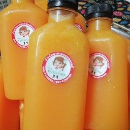 น้ำส้มคั้นแม่อ้อย