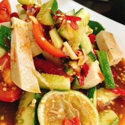 ตำแตงไก่ยอ