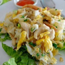 ก๋วยเตี๋ยวคั่วไก่,หมู,ทะเล