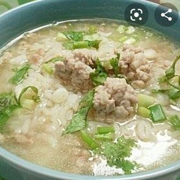 ข้าวต้ม หมูสับ,กุ้ง,ปลาหมึก