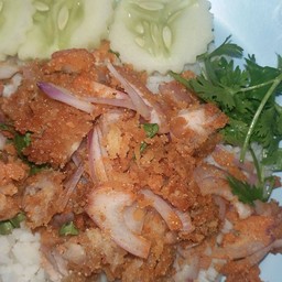 ข้าวมันไก่หอ 1 หญิง มช