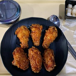 เซต S4 ไก่ทอด 6 ชิ้น+ข้าวญี่ปุ่น+เอสโคล่า