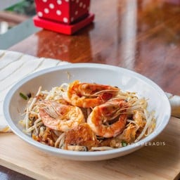 กุ้งสดใหญ่  ให้หอยเยอะมาก  แป้งกรอบอร่อย  ตัวแป้งก็มีรสขาติดี  น้ำจิ้มก็เข้มข้นม