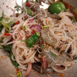 ยำขนมจีนกุ้ง