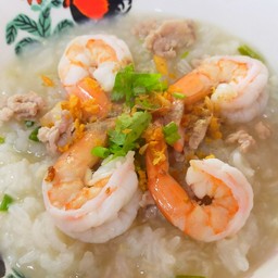 ข้าวต้ม กุ้ง ทรงเครื่อง