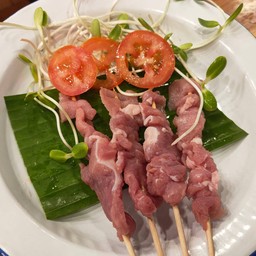 หมูเนื้อแดง