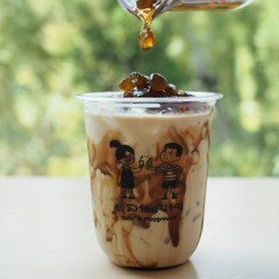 หลานยาย Cafe' & Playground