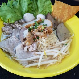 ก๋วยเตี๋ยวน้ำใส เตี๋ยวนายไผ่