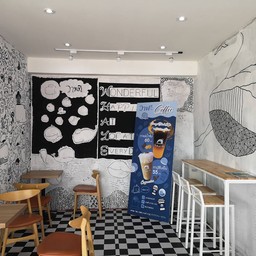 Whale Tea Cafe