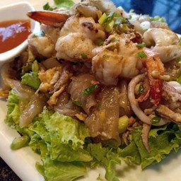 ก๋วยเตี๋ยวคั่วกุ้ง