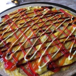 เครปแยมสตรอเบอรี่บลูเบอรี่