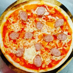 พิซซ่า ไส้กรอกหมู Pizza pork sausage