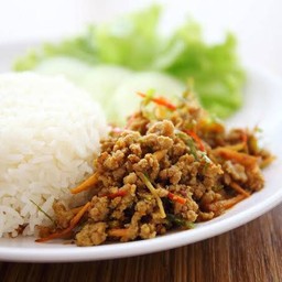 คั่วกลิ้งหมูราดข้าว