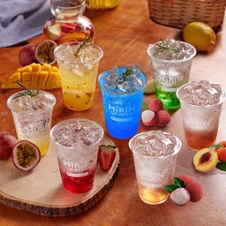 น้ำสตรอว์เบอร์รี่ โซดา