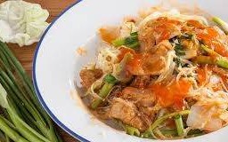 สุกี้แห้ง