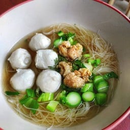 เตี๋ยวเรือยกฮีบ