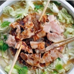 ร้านฮ่องเต้ เนื้อย่าง&แจ่วฮ้อน โคราช หนองปรือ