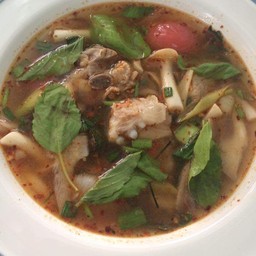 ต้มแซ่บกระดูกอ่อนหมู