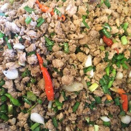 หมูสับผัดปลาอินทรีย์เค็ม