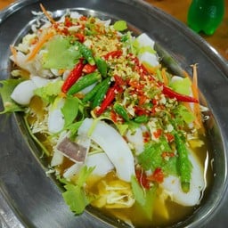 สมบูรณ์ ซีฟู๊ด
