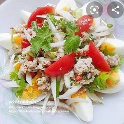 ยำไข่ต้ม