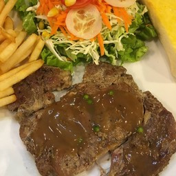 สเต๊กเนื้อ