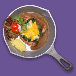 สเต็กหมูนุ่ม ผักโขมอบชีส