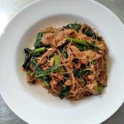 ผ้ดซีอิ้วเส้นหมี่หมู