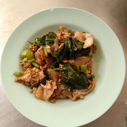 ผัดซีอิ้วหมูหมักพิเศษ-ใหญ่