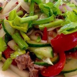 ยำเนื้อย่าง