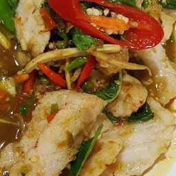 ผัดฉ่าปลากะพง