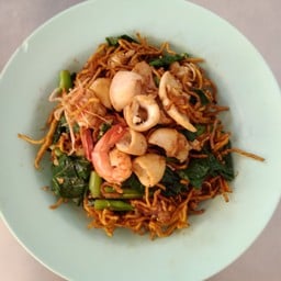 ผัดซีอิ้วทะเล-หมี่กรอบ