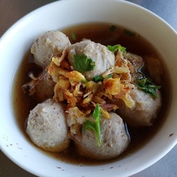 ลูกชิ้นเนื้อ+ลูกชิ้นเอ็น ( 5 ลูก )