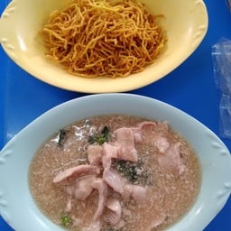 หมี่กรอบราดหน้า