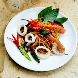 สปาเก็ตตี้ ขี้เมากุ้งvsปลาหมึก