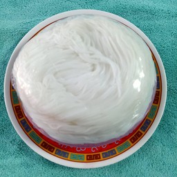 ขนมจีน ในรูปใช้แบบเข่งถ่ายเพื่อความสวยงามเท่านั้น