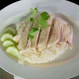 ข้าวมันไก่ต้ม