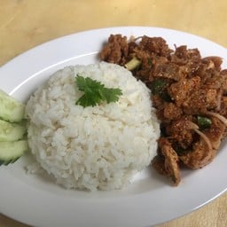 BB ข้าวยำไก่แซ่บ-ข้าวไก่กรอบ