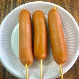 ไส้กรอกไก่รมควัน (หนังกรอบ) จัมโบ้