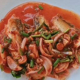 ยำปลากระป๋อง(2กระป๋อง)