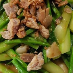 คะน้าปลาเค็ม (กับข้าว)