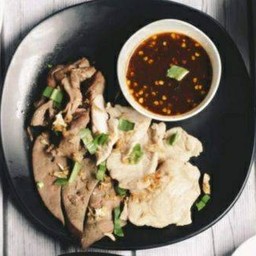 ลวกจิ้มหมูหมัก